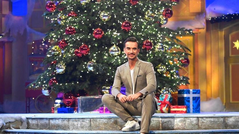 Florian Silbereisen wünscht euch Heute zum Heiligabend von Herzen frohe Weihnachten! Möge diese besondere Zeit voller Liebe, Freude und geme…