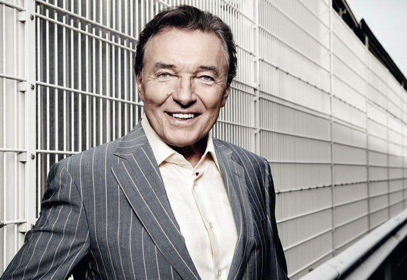 TRAUER UM EINE LEGENDE