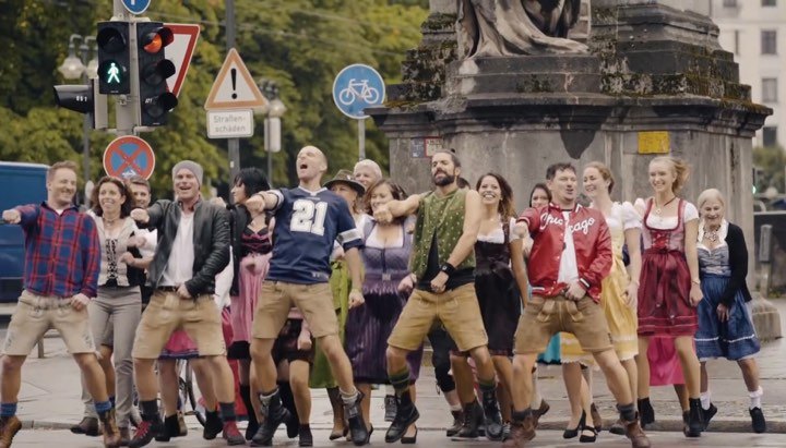 FLASHMOB MIT ANNELIESE