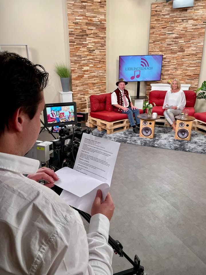 Die TV Aufzeichnungen für die neue Sendungen laufen auf Hochtouren. Kürzlich waren bei uns Schäfer Heinrich & René Ulbrich. Die liebe Stefan…