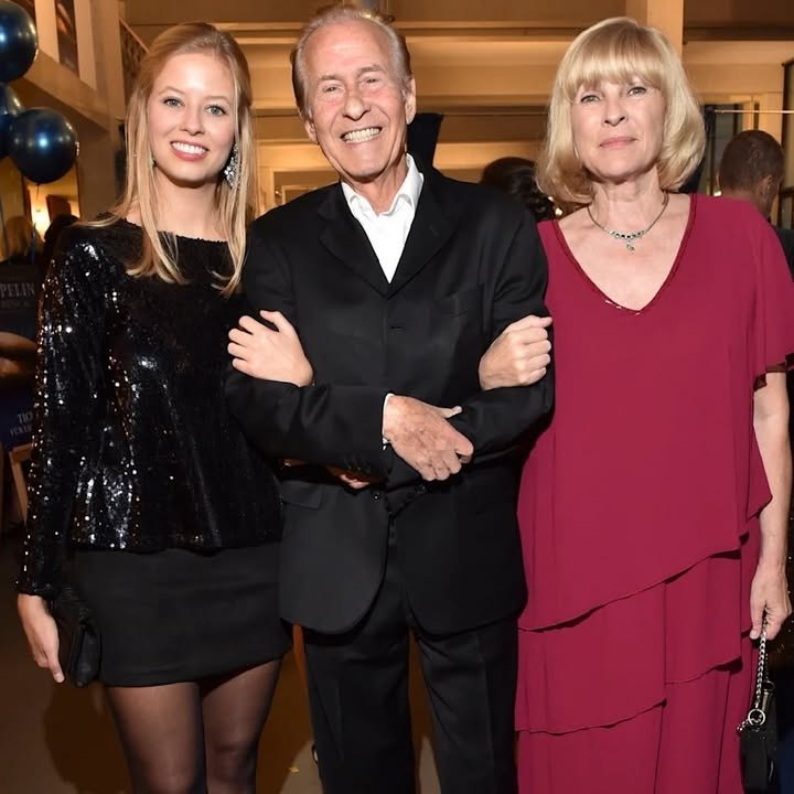 Einen tolles und ereignisreiches Wochenende wünschen euch Michael Holm, seine Frau Beate und seine Tochter Anna.😃
