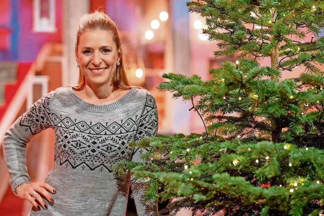 Einen schönen und besinnlichen 1. Weihnachtsfeiertag und eine tolle letzte Woche im Jahr 2023 wünscht euch Stefanie Hertel.🎅🎄